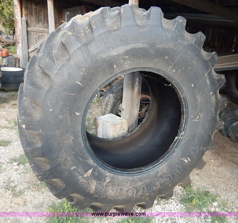 image for item BH9775 (2) Firestone Super All Traction 30.5L-32 tires