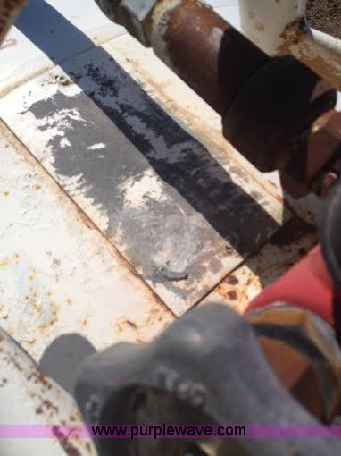 image for item BK9148 Anhydrous ammonia nurse tank