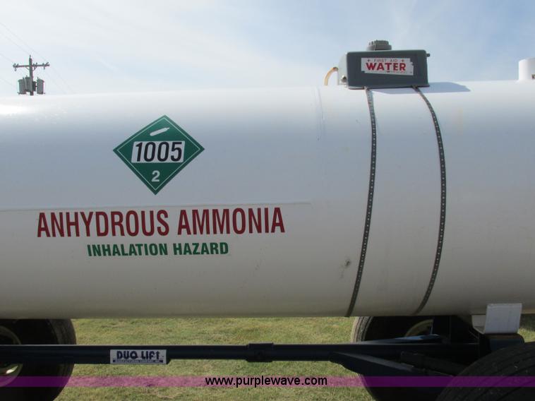 image for item BK9149 Anhydrous ammonia nurse tank