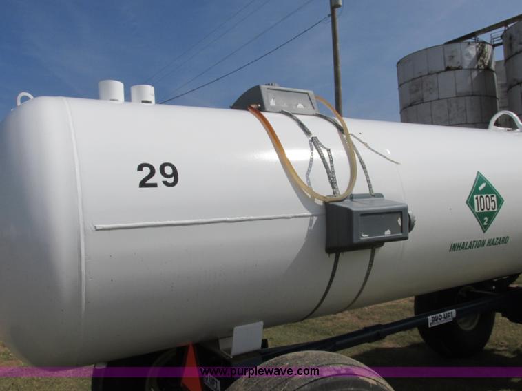 image for item BK9149 Anhydrous ammonia nurse tank