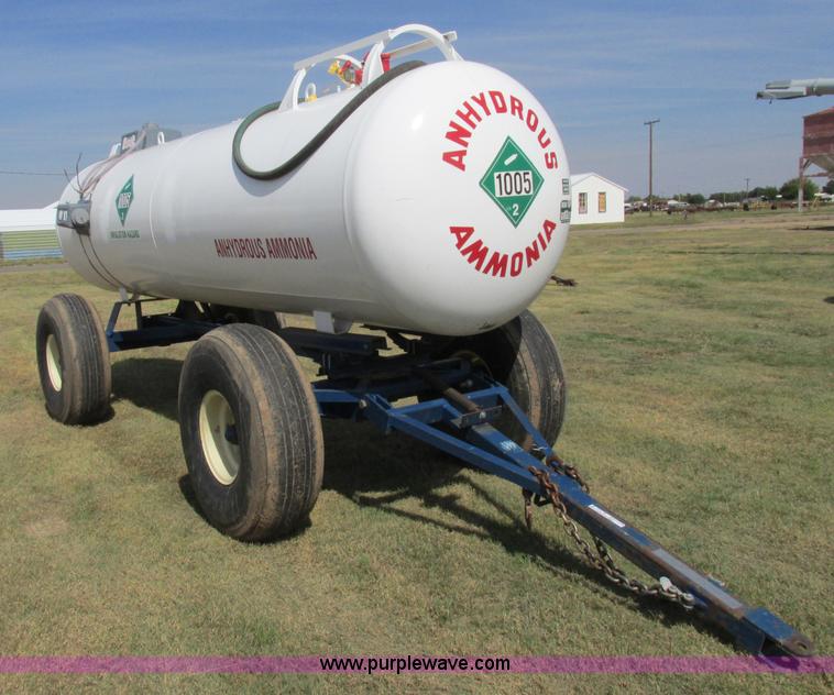 image for item BK9152 Anhydrous ammonia nurse tank