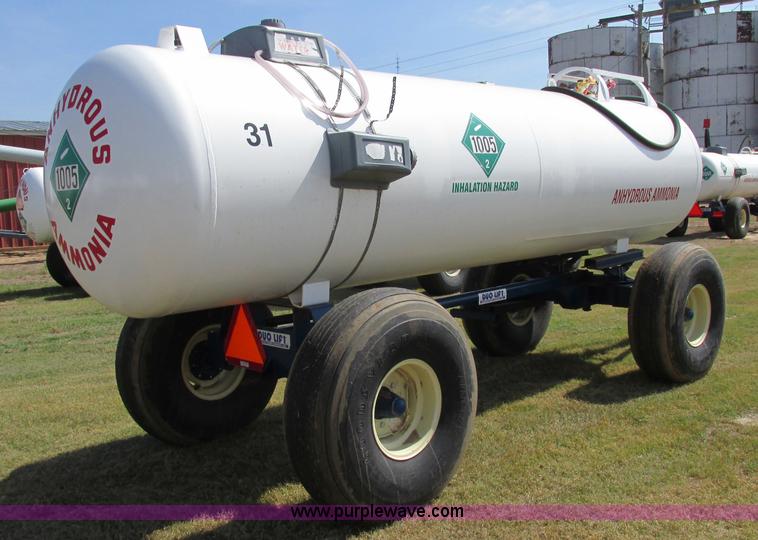 image for item BK9152 Anhydrous ammonia nurse tank