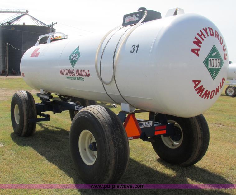 image for item BK9152 Anhydrous ammonia nurse tank