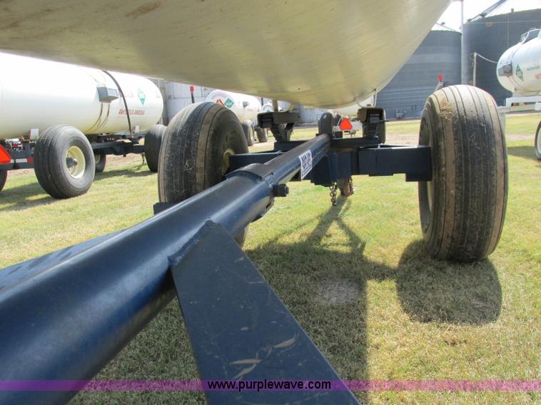 image for item BK9152 Anhydrous ammonia nurse tank