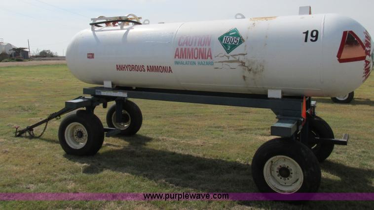 image for item BK9155 Anhydrous ammonia nurse tank