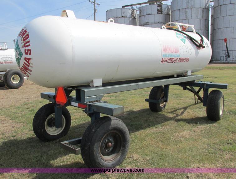 image for item BK9155 Anhydrous ammonia nurse tank