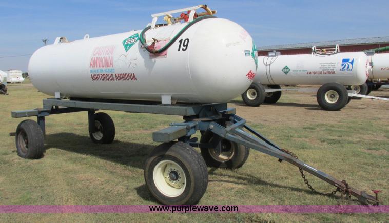 image for item BK9155 Anhydrous ammonia nurse tank
