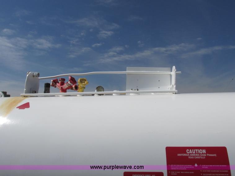 image for item BK9161 Anhydrous ammonia nurse tank