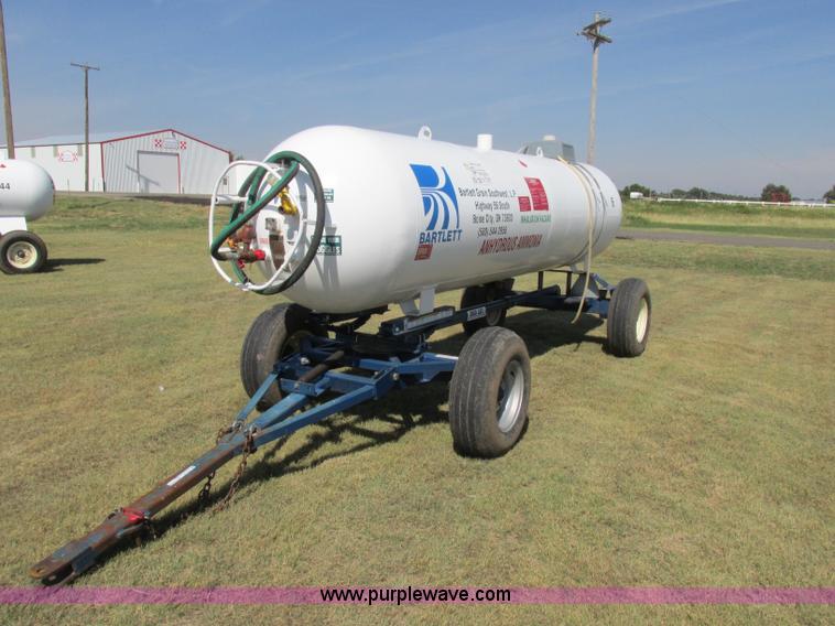 image for item BK9163 2011 Duo Lift anhydrous ammonia nurse tank