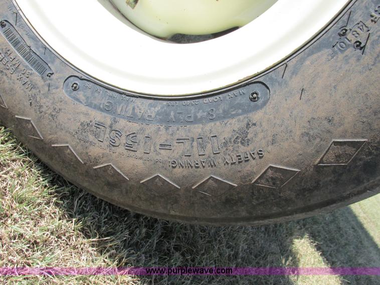 image for item BK9163 2011 Duo Lift anhydrous ammonia nurse tank