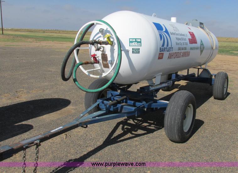 image for item BK9165 2011 Duo Lift anhydrous ammonia nurse tank