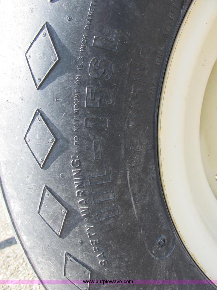 image for item BK9165 2011 Duo Lift anhydrous ammonia nurse tank