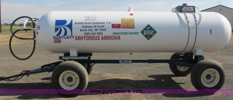 image for item BK9168 2011 Duo Lift anhydrous ammonia nurse tank