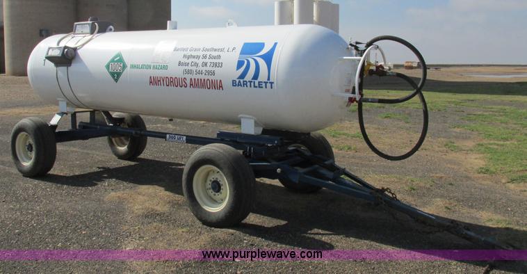 image for item BK9168 2011 Duo Lift anhydrous ammonia nurse tank