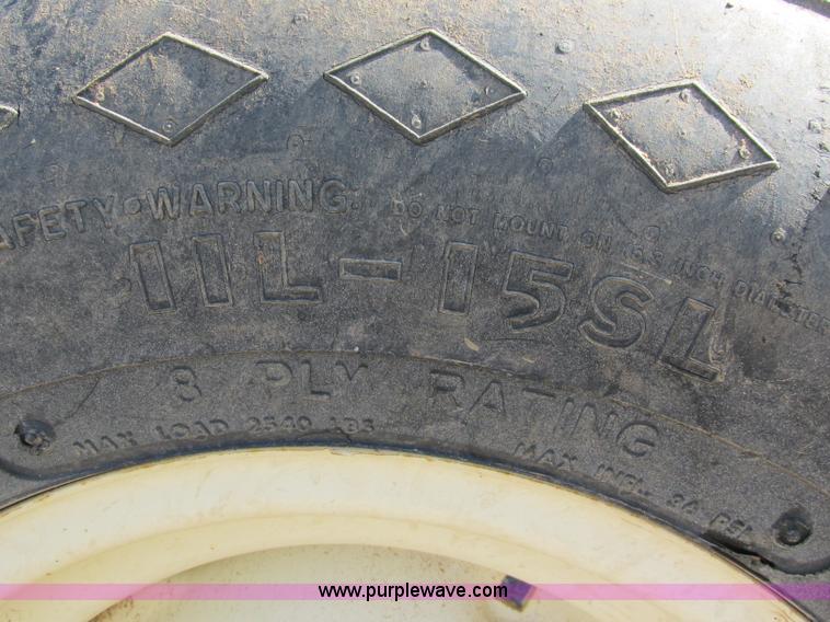 image for item BK9168 2011 Duo Lift anhydrous ammonia nurse tank