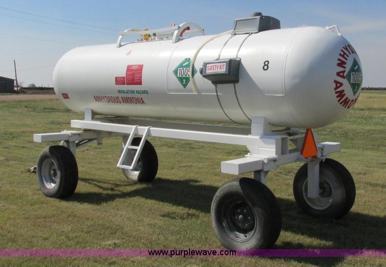 image for item BK9176 Anhydrous ammonia nurse tank