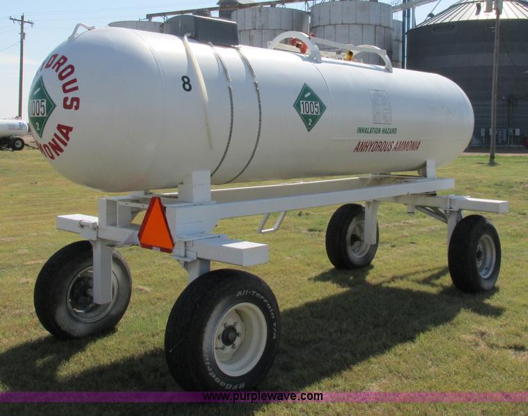 image for item BK9176 Anhydrous ammonia nurse tank