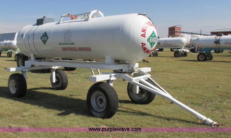 image for item BK9176 Anhydrous ammonia nurse tank