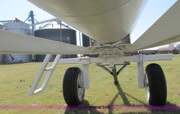 image for item BK9176 Anhydrous ammonia nurse tank