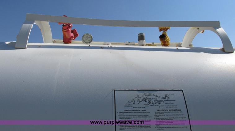 image for item BK9176 Anhydrous ammonia nurse tank