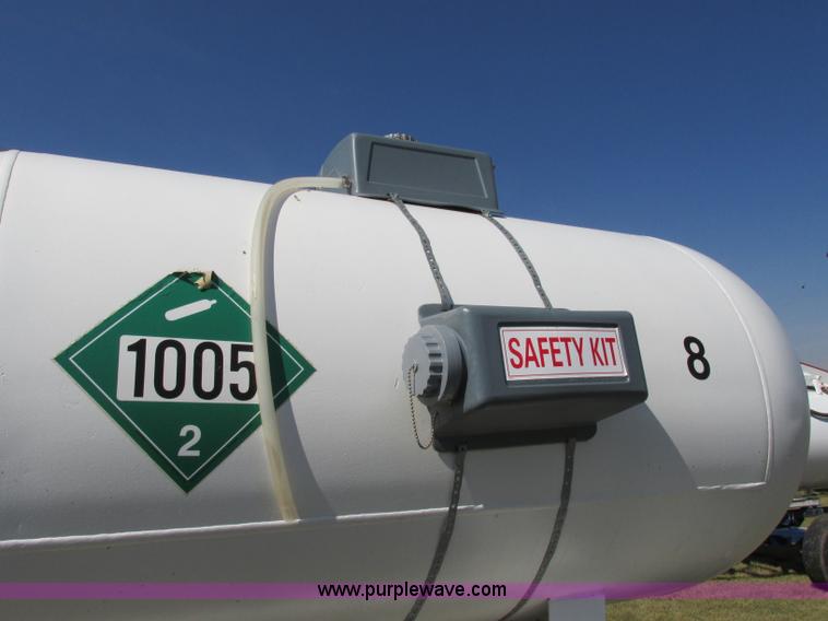 image for item BK9176 Anhydrous ammonia nurse tank