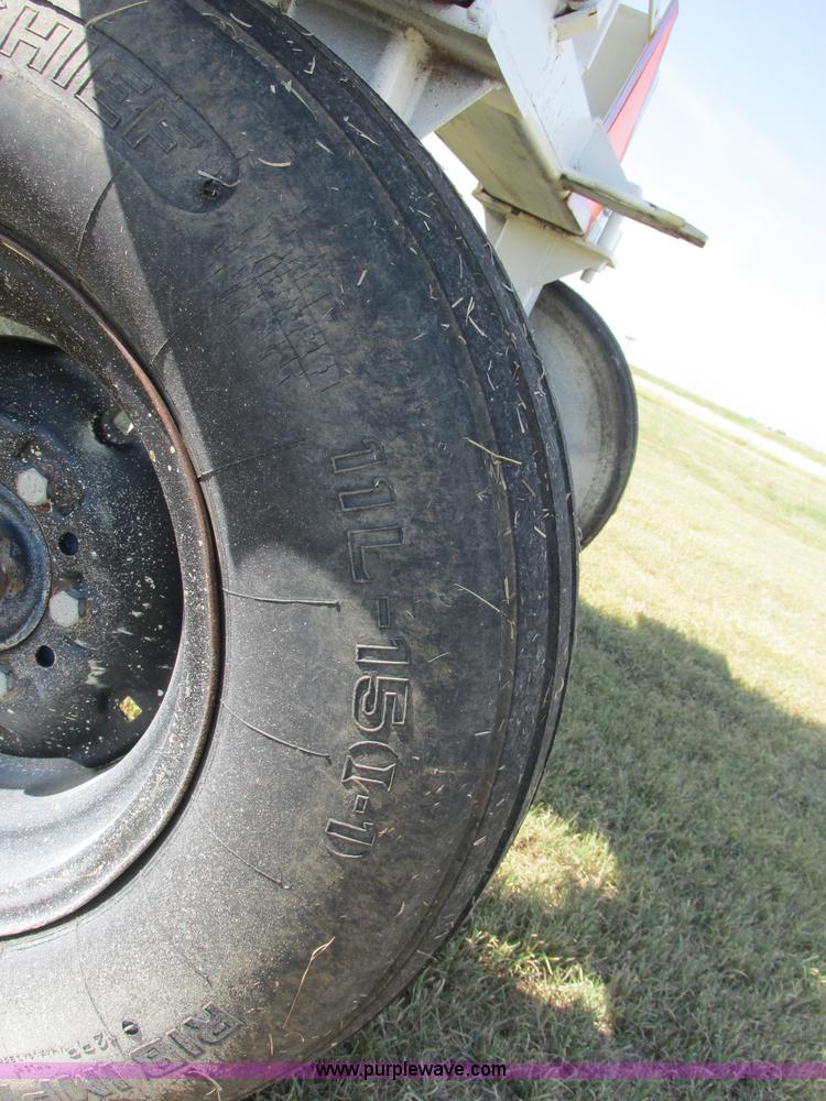 image for item BK9176 Anhydrous ammonia nurse tank