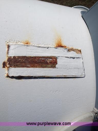 image for item BK9176 Anhydrous ammonia nurse tank