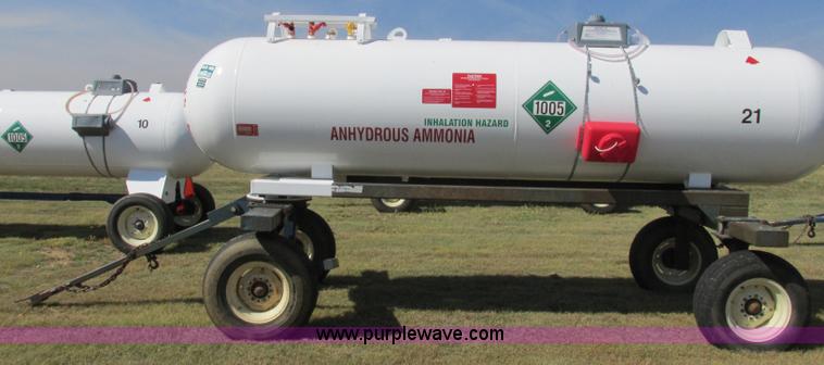 image for item BK9177 Anhydrous ammonia nurse tank
