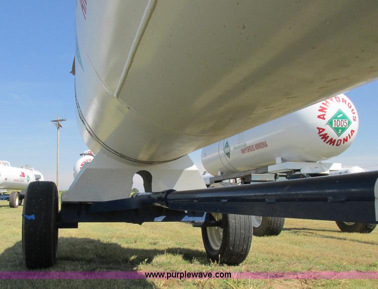 image for item BK9178 Anhydrous ammonia nurse tank