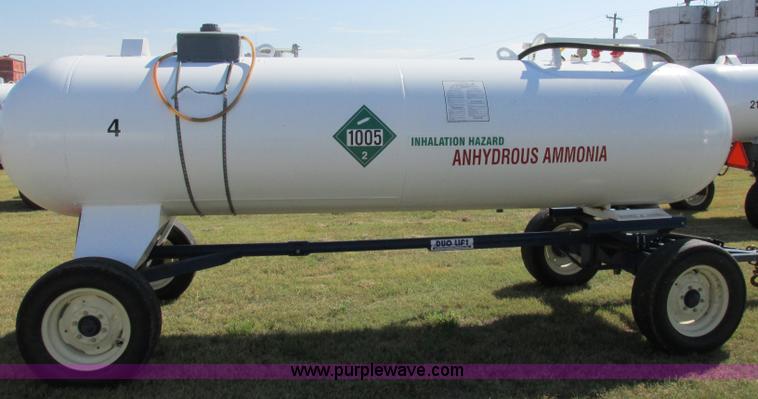 image for item BK9179 2011 Duo Lift anhydrous ammonia nurse tank