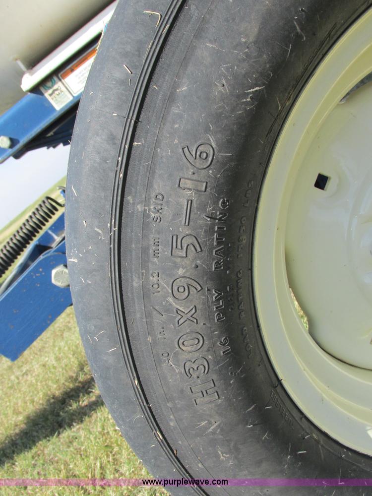 image for item BK9179 2011 Duo Lift anhydrous ammonia nurse tank