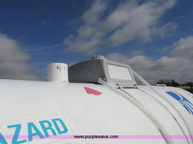 image for item BK9196 Dura-Flex anhydrous ammonia nurse tank