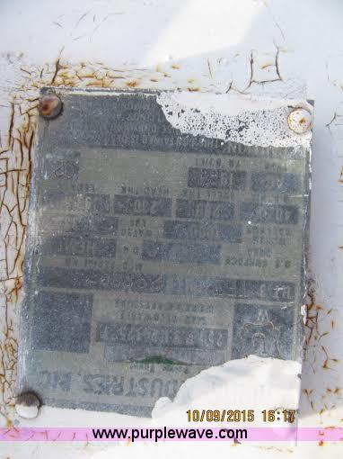 image for item BK9197 Dura-Flex anhydrous ammonia nurse tank