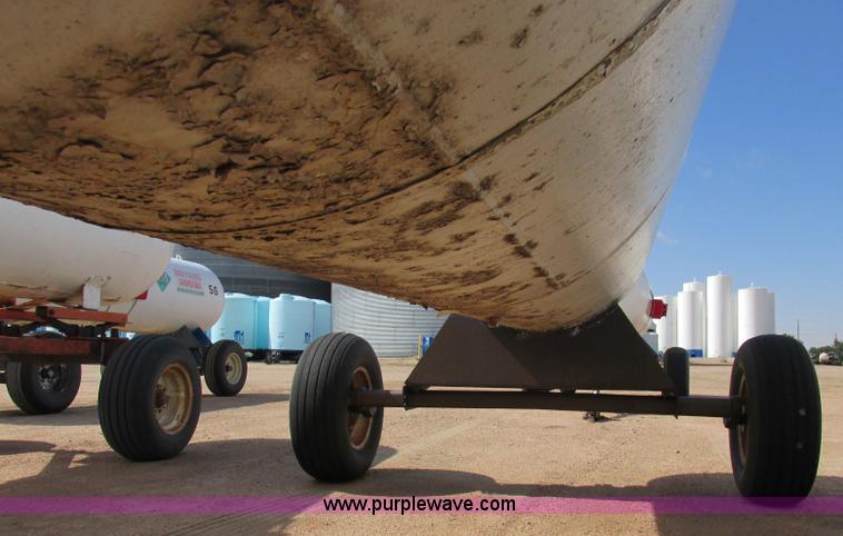 image for item BK9209 Tote Systems anhydrous ammonia nurse tank