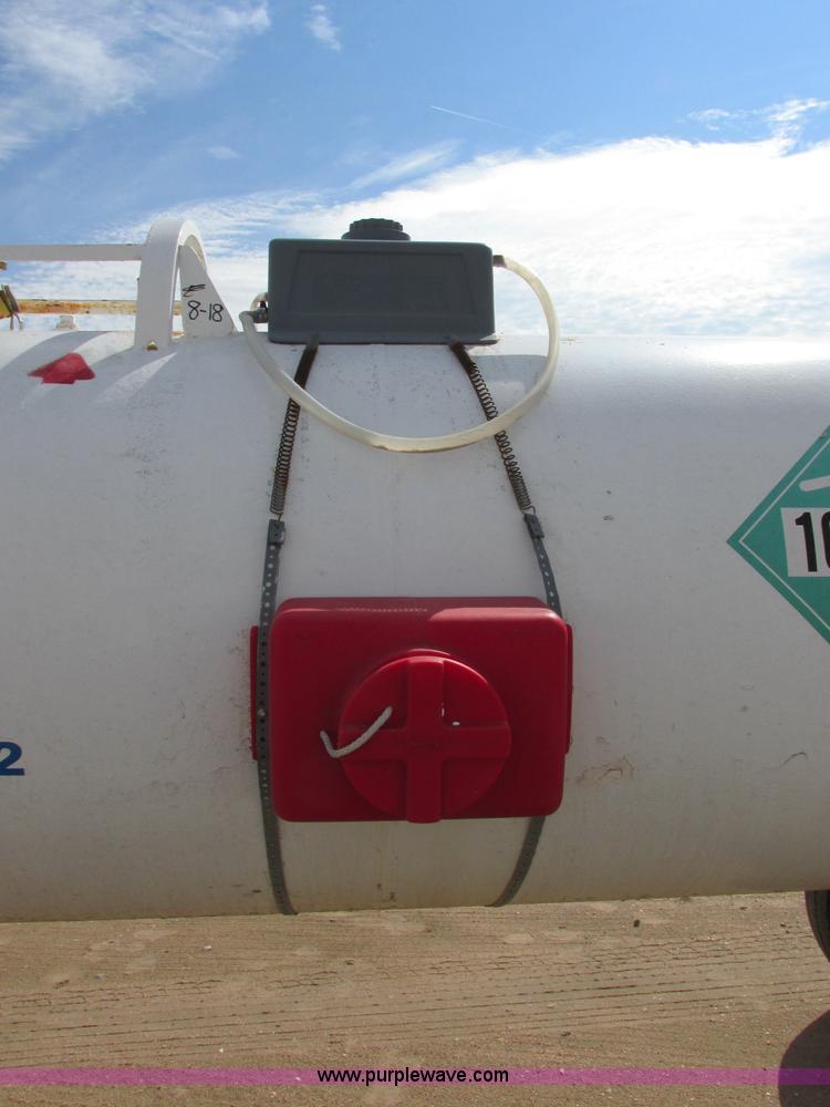 image for item BK9213 Anhydrous ammonia nurse tank