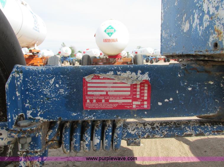 image for item BK9213 Anhydrous ammonia nurse tank
