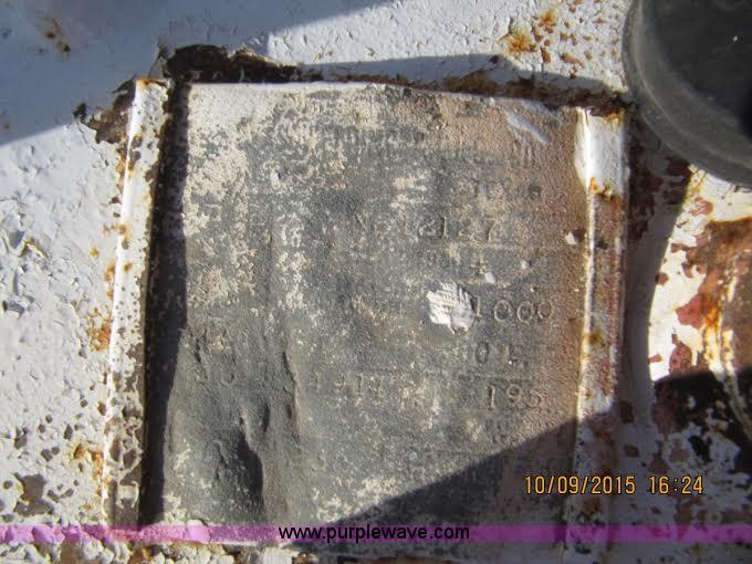 image for item BK9213 Anhydrous ammonia nurse tank