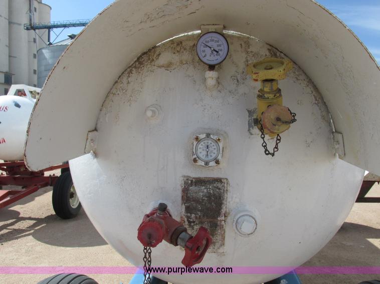 image for item BK9217 Lely anhydrous ammonia nurse tank