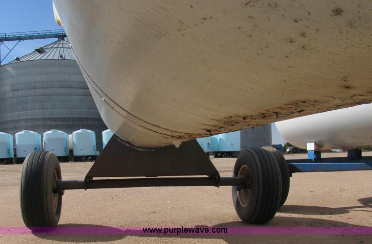 image for item BK9225 Tote Systems anhydrous ammonia nurse tank