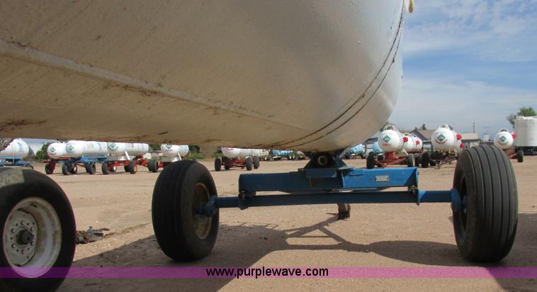 image for item BK9225 Tote Systems anhydrous ammonia nurse tank