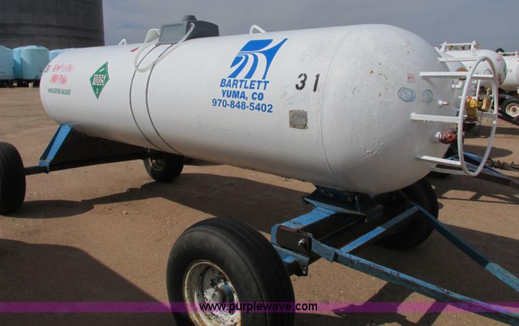 image for item BK9226 Anhydrous ammonia nurse tank