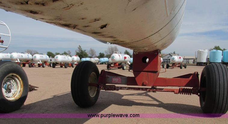 image for item BK9227 Anhydrous ammonia nurse tank