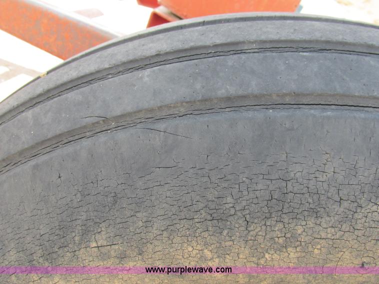 image for item BK9227 Anhydrous ammonia nurse tank