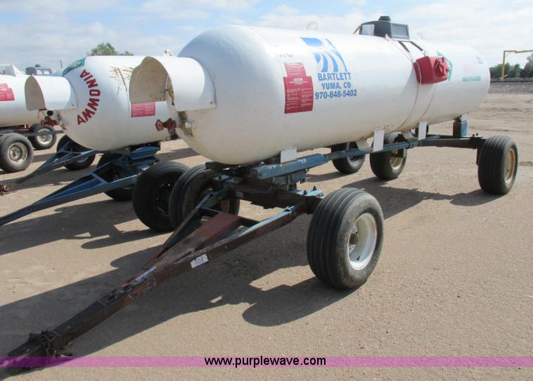 image for item BK9233 Lely anhydrous ammonia nurse tan