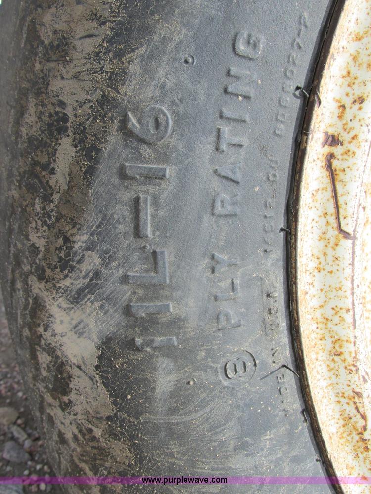 image for item BK9233 Lely anhydrous ammonia nurse tan