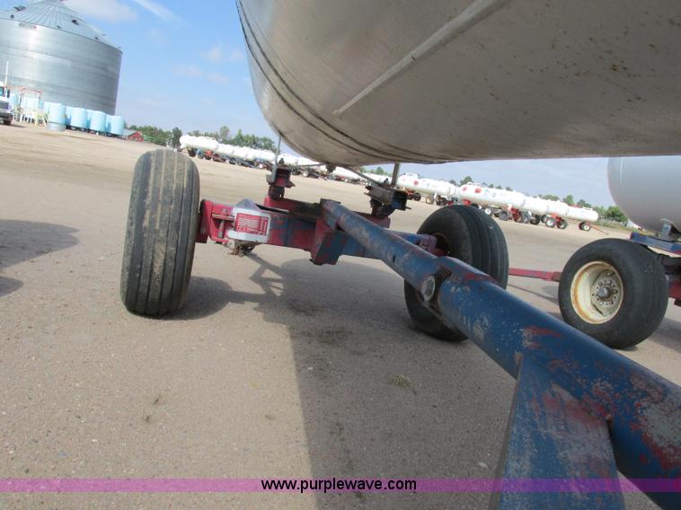 image for item BK9236 Anhydrous ammonia nurse tank