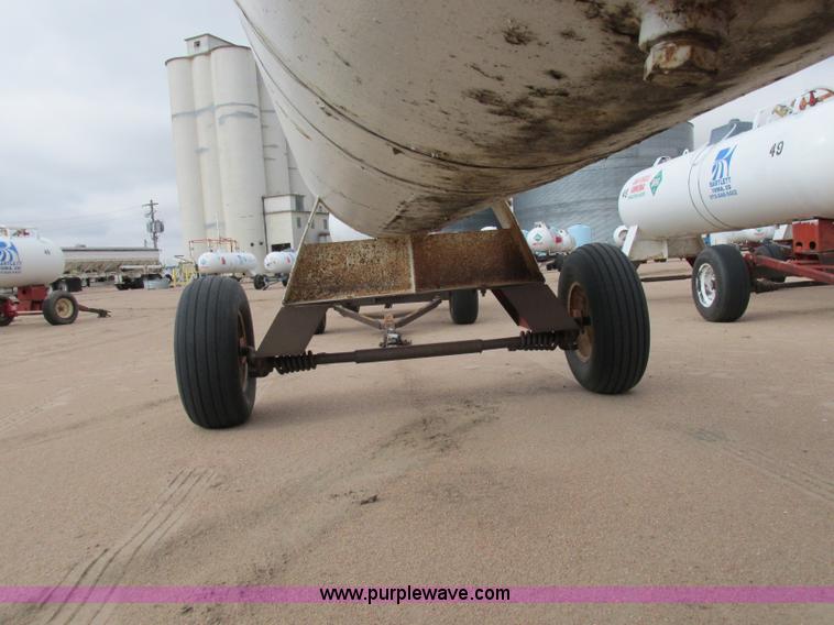 image for item BK9237 Anhydrous ammonia nurse tank