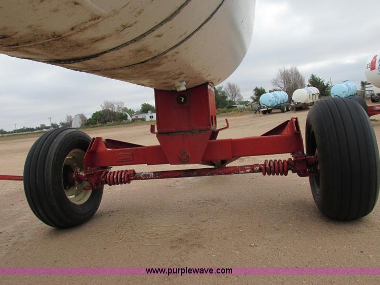 image for item BK9238 Anhydrous ammonia nurse tank