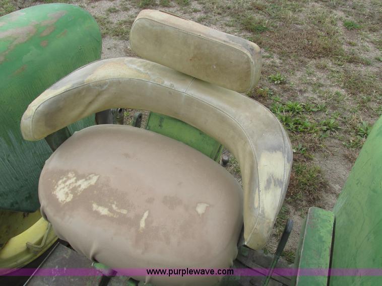 image for item H1131 1960 John Deere 2010 tractor
