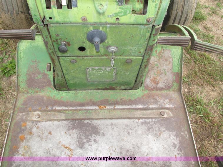 image for item H1131 1960 John Deere 2010 tractor